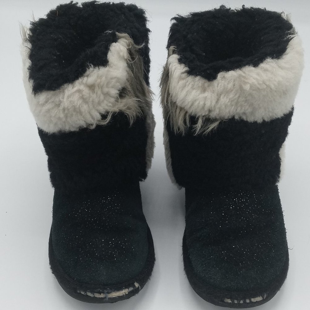UGG Kids' T Classic Short Patchwork Fluff Fashion